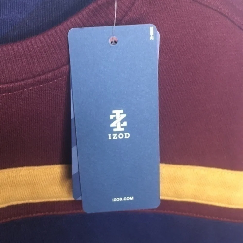 IZOD fleece colorblock crewneck pullover shirt